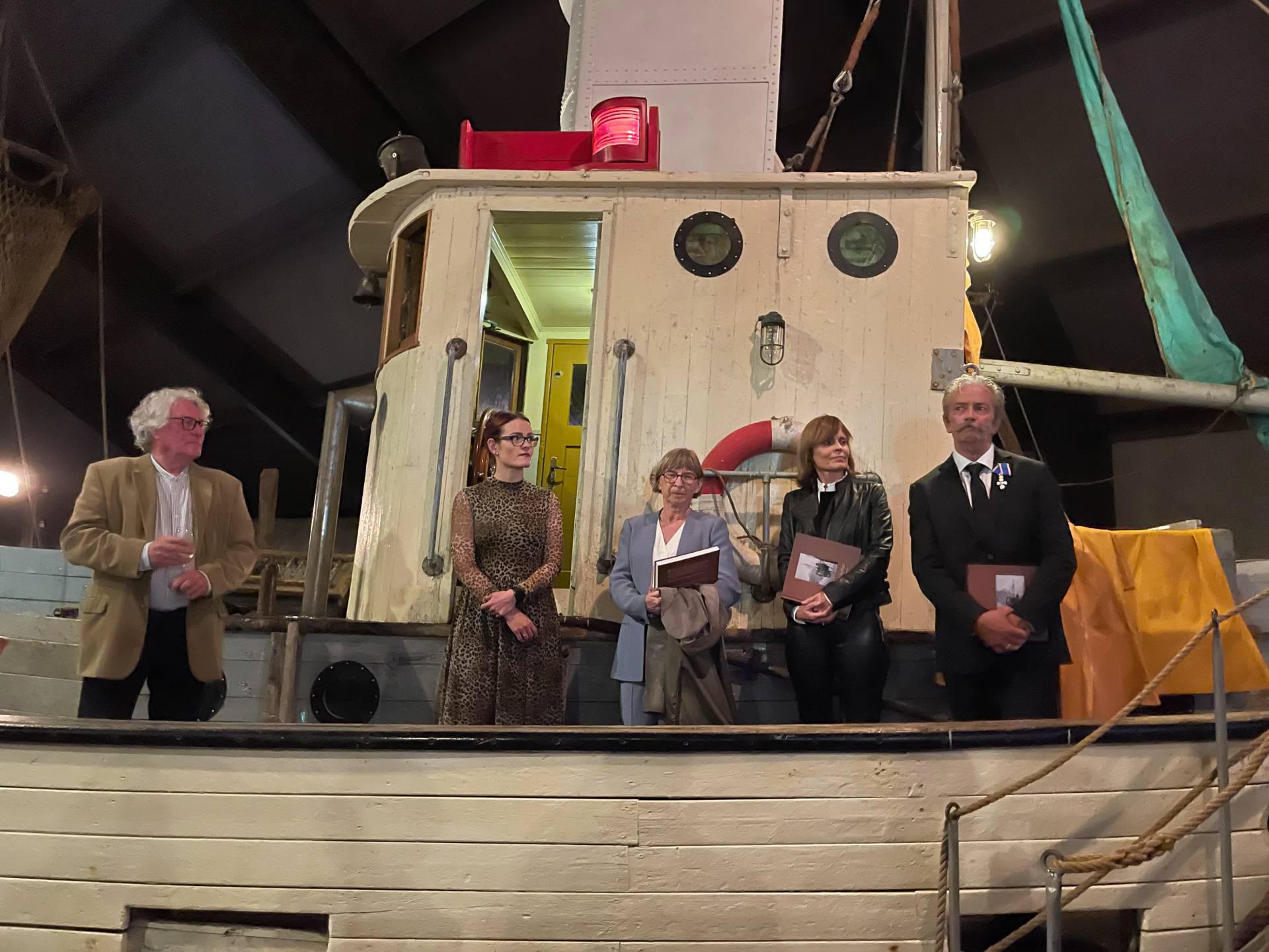 Albert, Aníta, Aud Lise, Ingibjörg - og Petter Jonny som forteller 